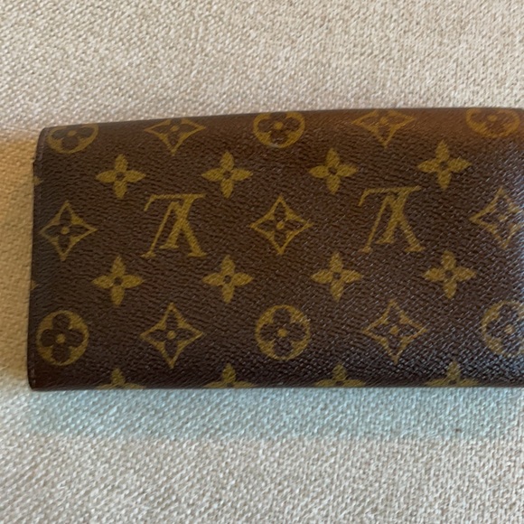 Louis Vuitton wallet - Picture 6 of 6
